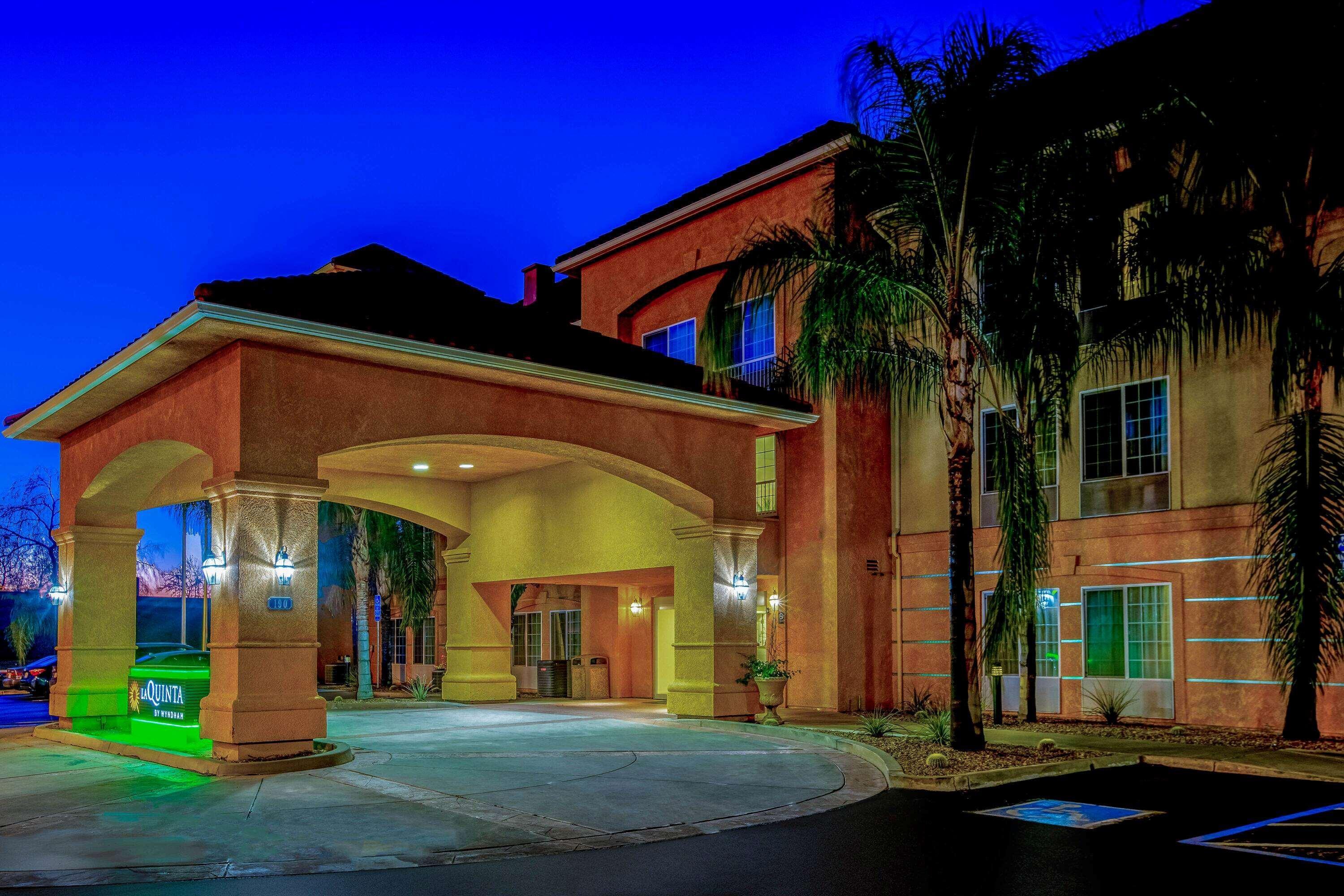 Hotel La Quinta By Wyndham Fowler Extérieur photo
