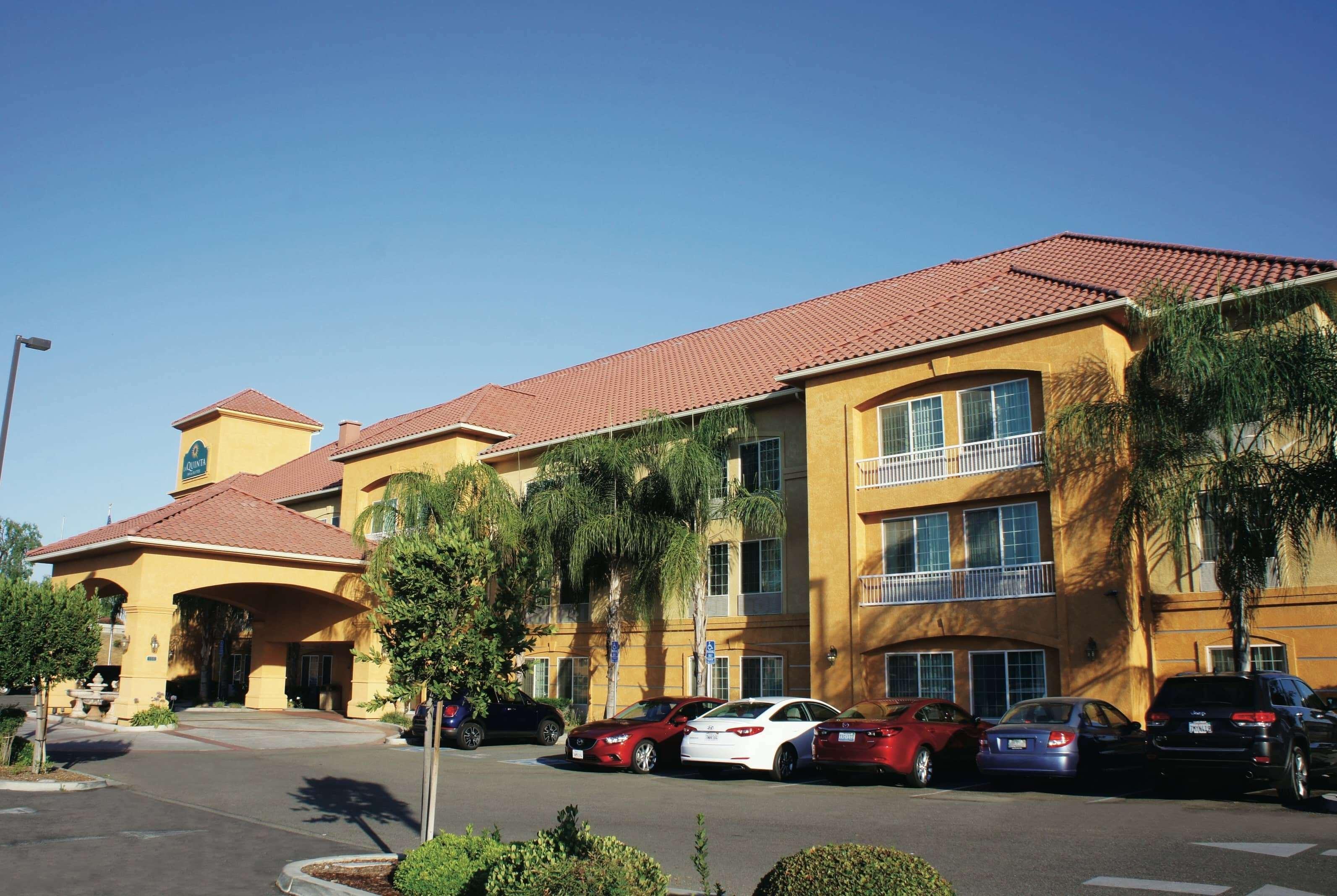 Hotel La Quinta By Wyndham Fowler Extérieur photo