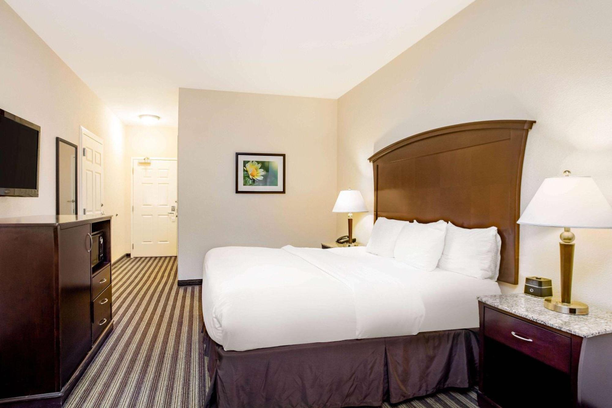 Hotel La Quinta By Wyndham Fowler Extérieur photo